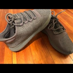 ADIDAS Tubular Sneaker